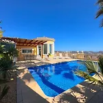Villa Seaview Whole
